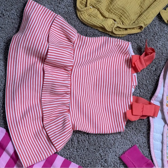 Baby girl quality name brand clothing bundle size 0/3 3/6 & 12 months no flaws - Picture 4 of 11